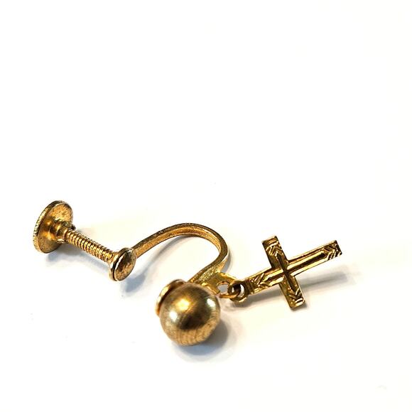 Divine Gold: Screw Back Cross Earrings - Picture 7 of 11